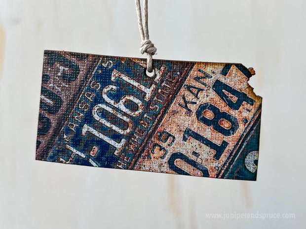 Kansas Vintage License Plate Ornament Magnet