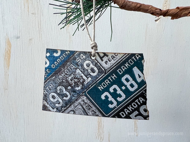 North Dakota Vintage License Plate Ornament Magnet