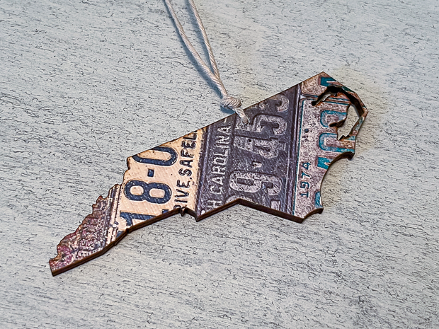 North Carolina Vintage License Plate Ornament Magnet