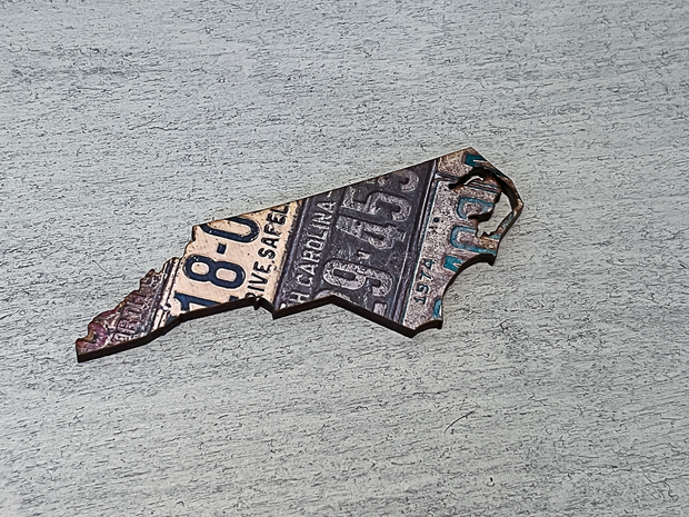 North Carolina Vintage License Plate Ornament Magnet
