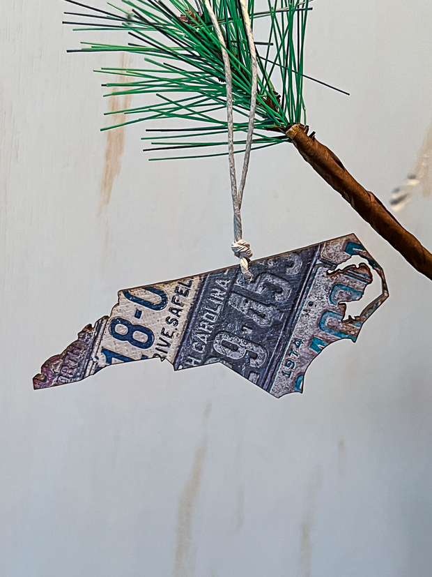 North Carolina Vintage License Plate Ornament Magnet