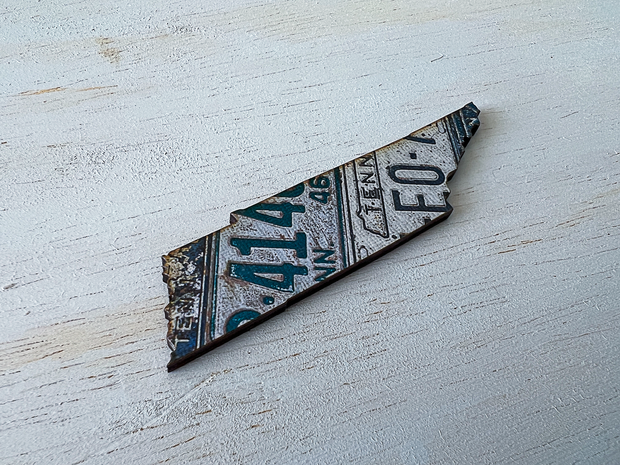 Tennessee Vintage License Plate Ornament Magnet